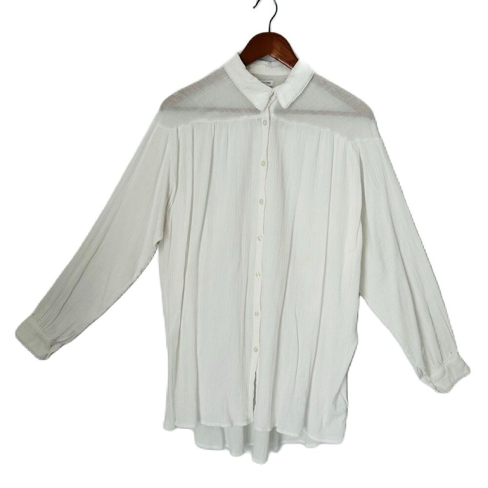 Urban Outfitters Button Up Blouse Women Medium White Cotton Feminine Comfy Boho